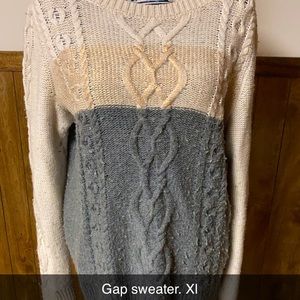 Gap sweater XL gently used